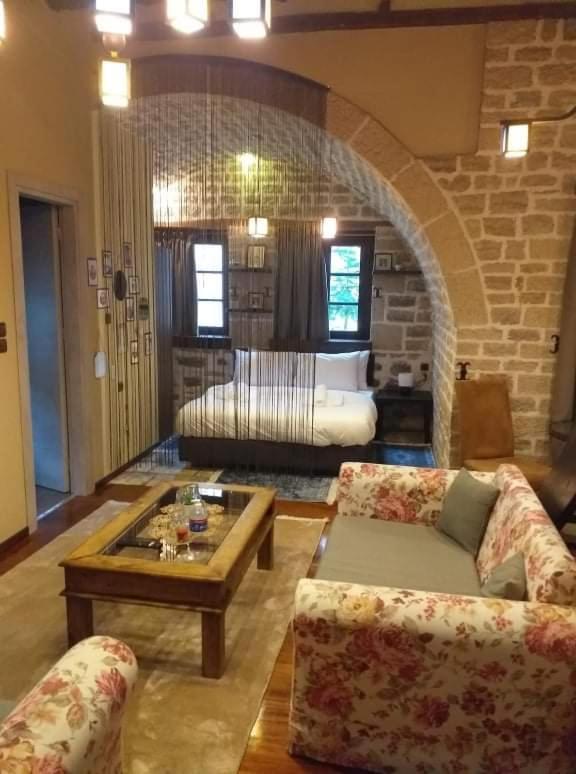 Soul Boutique Hotel Monodendri Bagian luar foto