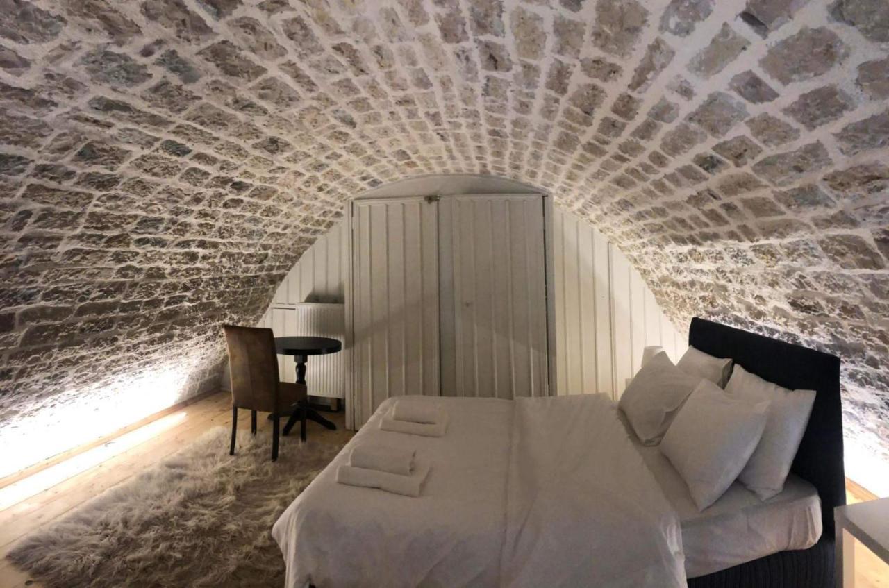 Soul Boutique Hotel Monodendri Bagian luar foto