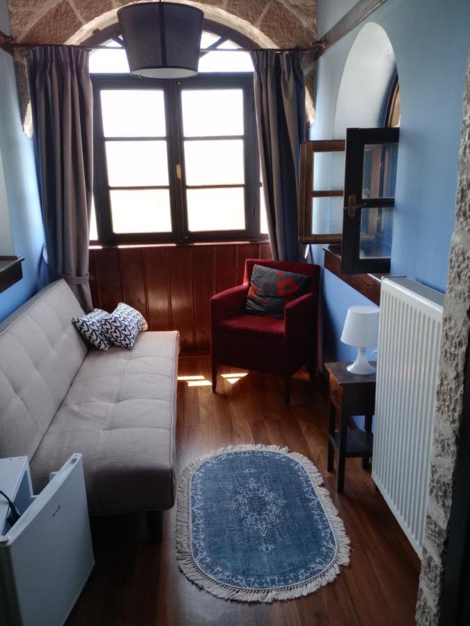 Soul Boutique Hotel Monodendri Bagian luar foto