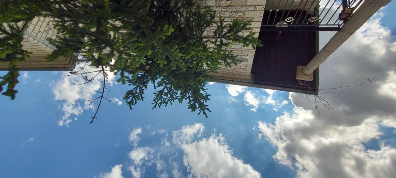 Soul Boutique Hotel Monodendri Bagian luar foto